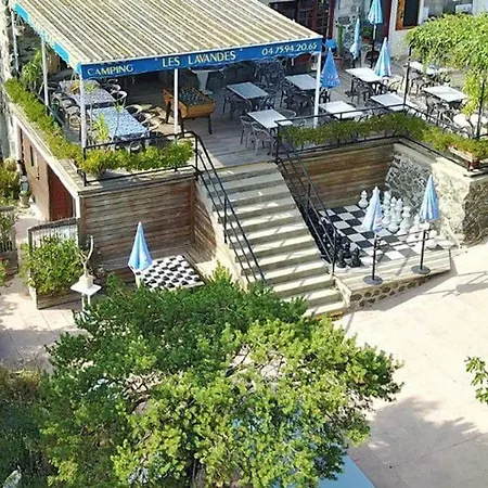Confortable Avec Terrasse - Api-1-52-354 *